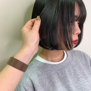 ショート カラー 久保 明日香のヘアスタイル