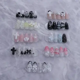 ネイル Nail Share Salon Mariris所属・ユカ𖤐nail 堺筋本町/心斎橋のネイルデザイン