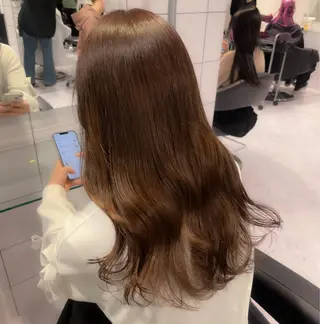 ロング カラー 🫧うる艶トレンド 🫧透明感カラーのヘアスタイル