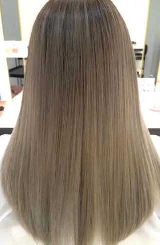 ロング カラー パーマ 柚木崎 伸一のヘアスタイル