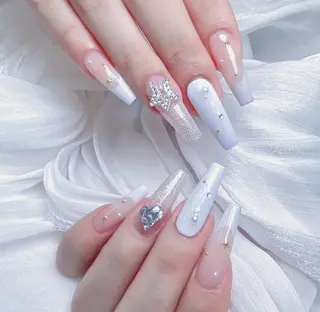 ネイル M🌷nail 長さだし専門店のネイルデザイン