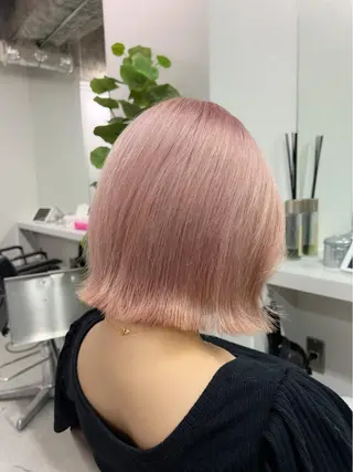 ショート カラー ハイトーン&髪質改善 &韓国エクステ🤎のヘアスタイル