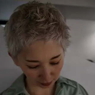 カラー 松﨑 零央のヘアスタイル