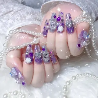 ネイル HAPPINAS🎀  れん🖤痛ネイルのネイルデザイン