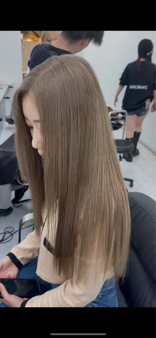 ロング ハイトーンカラー/ ハイライトJUNKIのヘアスタイル