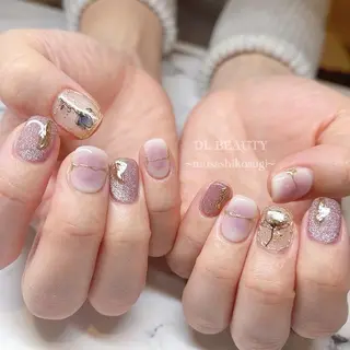 ネイル .. momoko🕊のネイルデザイン