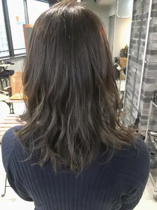 セミロング カラー パーマ 代表 中島貴志のヘアスタイル