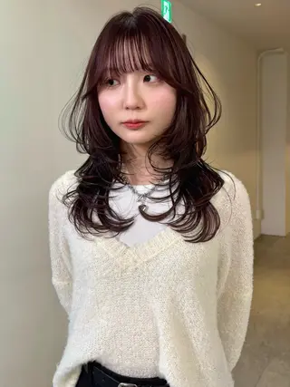ロング カラー mizuki/ピンク ベージュ.レイヤーのヘアスタイル