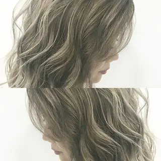 ショート カラー にしき さんのヘアスタイル