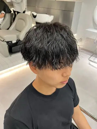 ショート パーマ メンズ ⚡メンズパーマフ ェードカットTomyのヘアスタイル