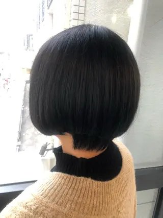 ショート カラー 髪質改善&ブリーチ 伊勢 祐一郎のヘアスタイル