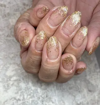 ネイル 名倉 彩乃のネイルデザイン