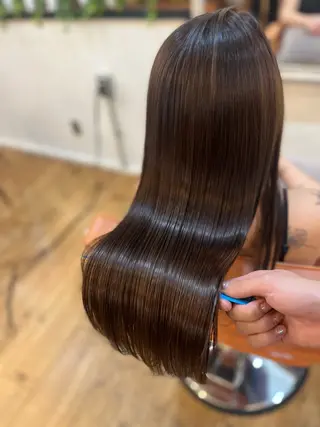 ロング ⚪️髪質改善 縮毛 店長 コウ⚪️のヘアスタイル