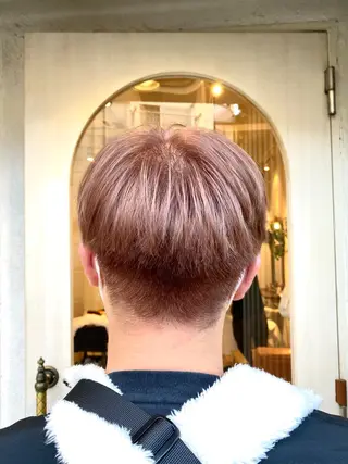 ショート カラー よこもり あいのヘアスタイル