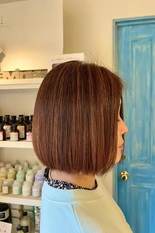 ショート カラー よこもり あいのヘアスタイル