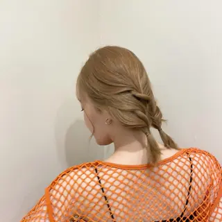ミディアム ヘアアレンジ ワタナベ リリコのヘアスタイル
