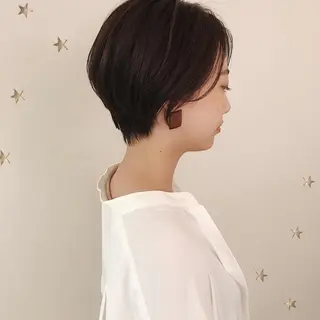 ショート 市川 千夏のヘアスタイル