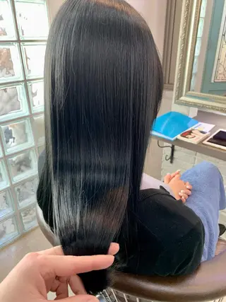 ロング カラー 早坂 裕真のヘアスタイル