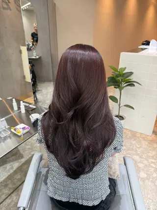 ロング カラー 🖤 Aya 🖤 Zina 梅田茶屋町のヘアスタイル