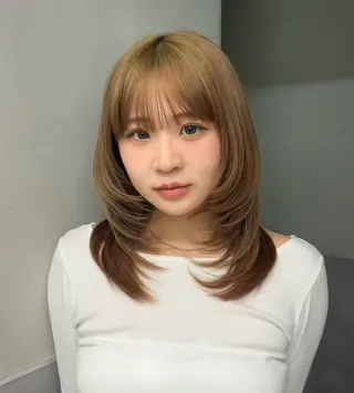 ミディアム 日吉／レイヤー／ 髪質改善／iatoのヘアスタイル