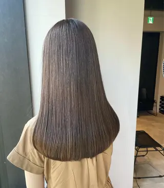ロング カラー ブリーチ👩🦳/ ✂︎MANAMIのヘアスタイル