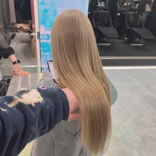 セミロング カラー トレンドレイヤー No.1/KOHEIのヘアスタイル