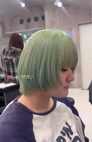 ショート カラー ハイトーン/ゆるふわ 🧚𖥔ׁTOMO♡のヘアスタイル