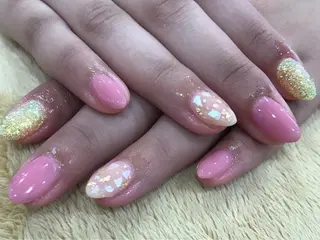ネイル 中川 愛理のネイルデザイン