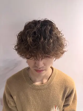 パーマ メンズ ハイトーン/パーマ 大名 sakiのヘアスタイル