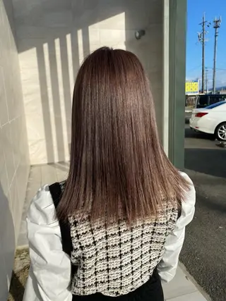 ミディアム カラー 中川 茜里のヘアスタイル