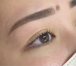 マツエク・マツパ サクラブロウ 渋谷店のマツエク・マツパデザイン