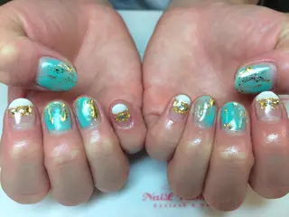 ネイル ネイルリボン 受付スタッフのネイルデザイン