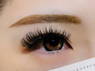 マツエク・マツパ AURORA RINAのマツエク・マツパデザイン