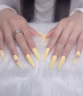 ネイル Hin Nailsのネイルデザイン