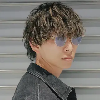 ショート カラー パーマ 稲村侑斗ダウンパーマ メンズパーマのヘアスタイル