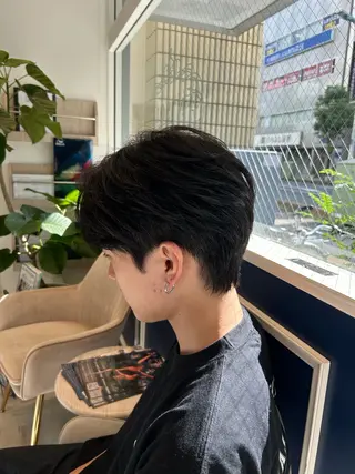 ショート メンズ 鈴村 大介のヘアスタイル