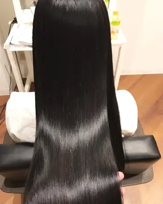 セミロング パーマ 【ツヤ髪カラー】本郷 星音のヘアスタイル