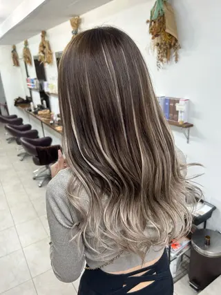 ダブルスキルエクステ /羽エクステ白石宇由のヘアスタイル