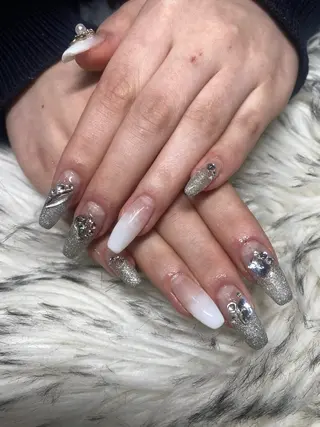 ネイル nes.nail★ AYANOのネイルデザイン