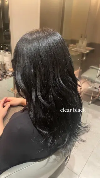 ロング カラー ミオ💎ショート 透ける暗髪のヘアスタイル