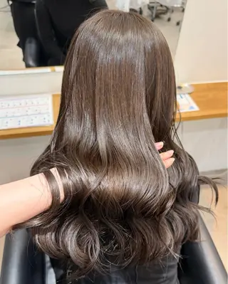 カラー Etoile/ Sakuraのヘアスタイル