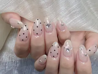 ミディアム 501 naillのネイルデザイン