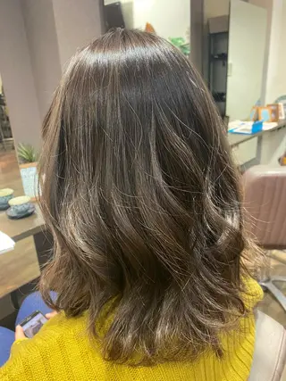 ミディアム カラー pep natsumiのヘアスタイル