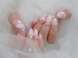 ネイル なつか🍒口コミ好評 駅近1分 パラジェルのネイルデザイン