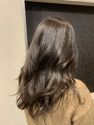 ロング カラー 前之園 ひかるのヘアスタイル