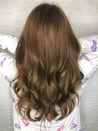 セミロング カラー 酸性縮毛矯正　美髪 特化サロン　八百村のヘアスタイル