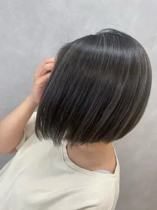 ショート カラー 【髪質改善 艶髪】 布川 莉穂のヘアスタイル