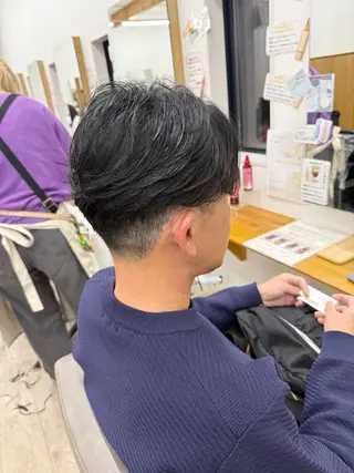 ショート パーマ ちほ/顔周りレイヤー /ベージュカラーのヘアスタイル