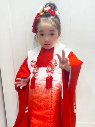 キッズ あやかショート 白髪ぼかしのヘアスタイル