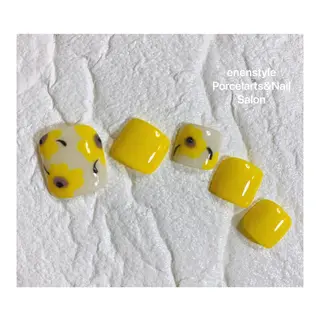 ショート ネイル 👑enen style👑のネイルデザイン